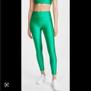Shine Green Leggings! 💚